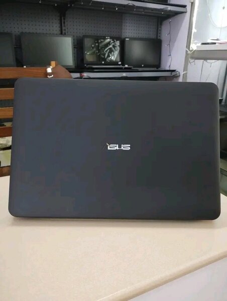 Ordinateur portable ASUS 15.6"