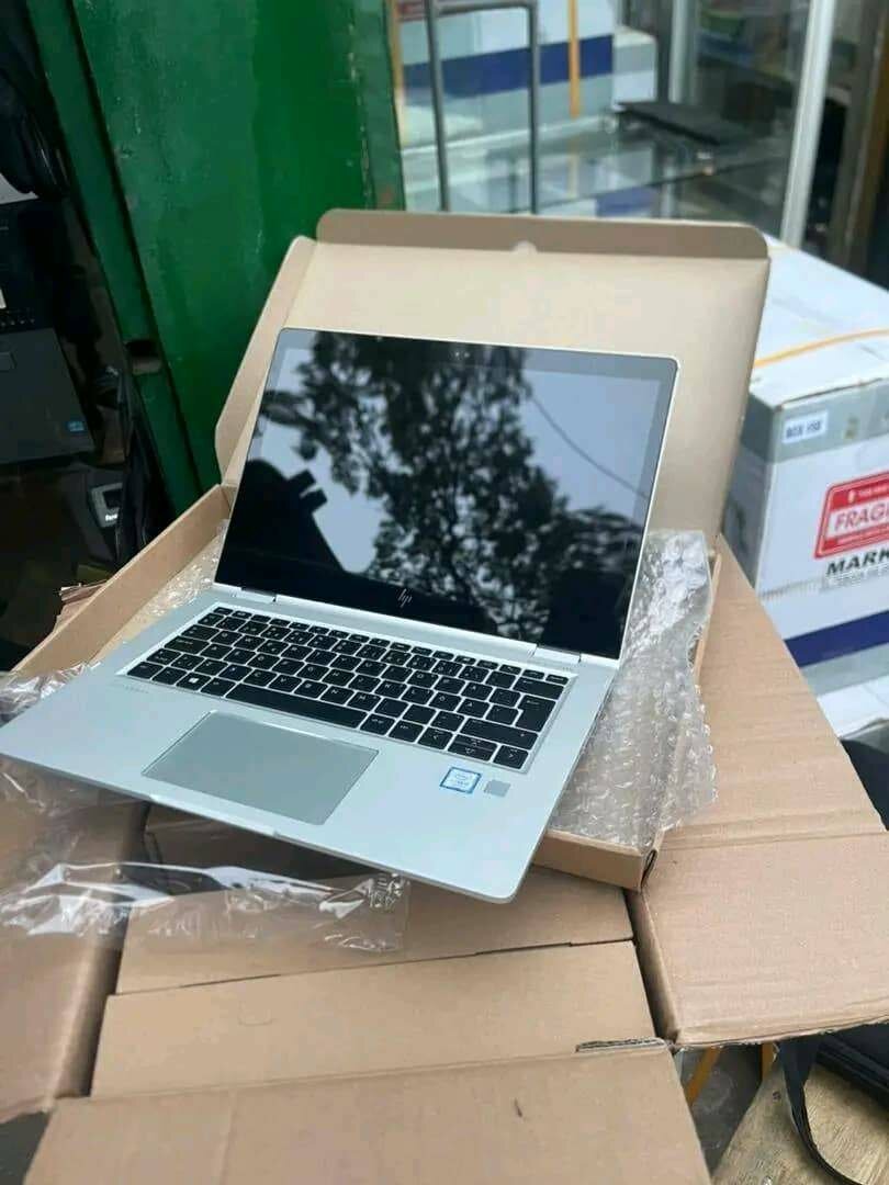 Ordinateur Portable HP  ELITEB