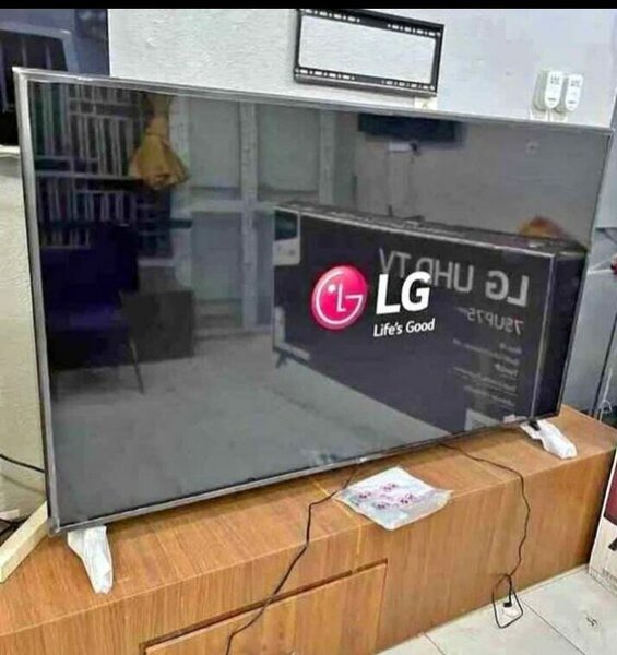 TV 4K LG UHD 50 pouces