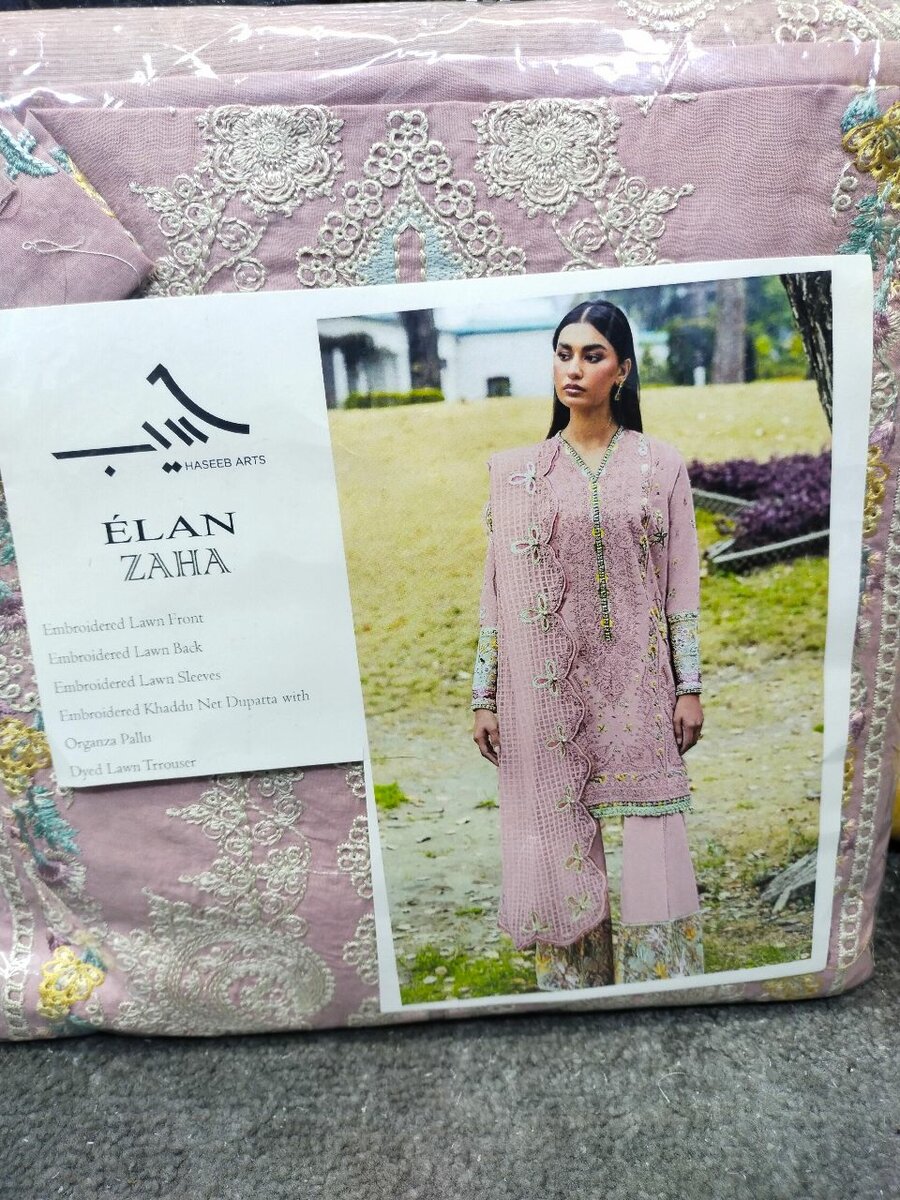 Luxury Lawn 3 PEACE suit