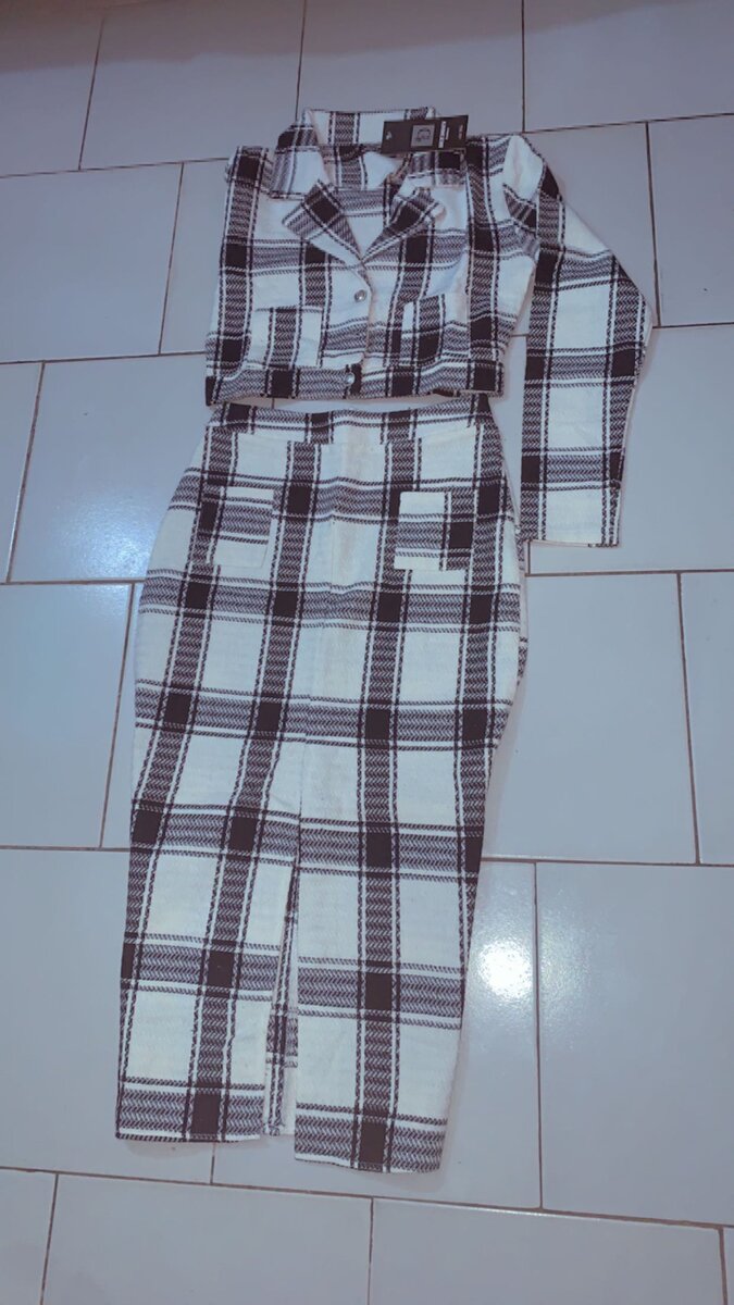 Ensemble jupe et veste sautée