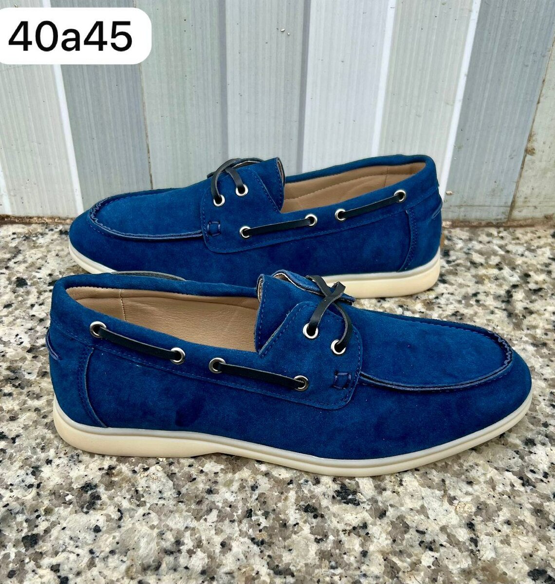 Mocassins en daim bleu élégants