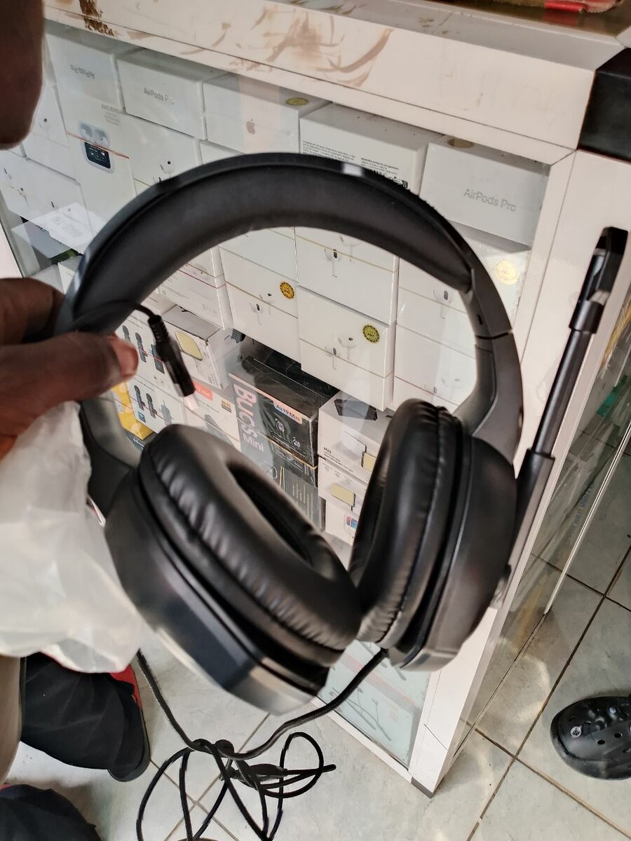 Headset with micro