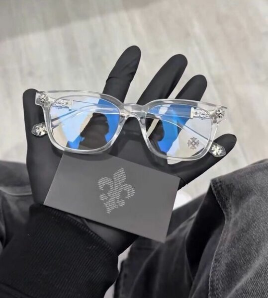 Lunettes de soleil transparentes 8070