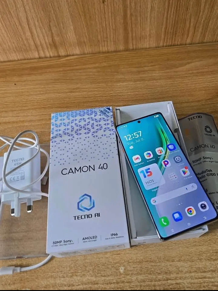 Tecno Camon 40 Smartphone