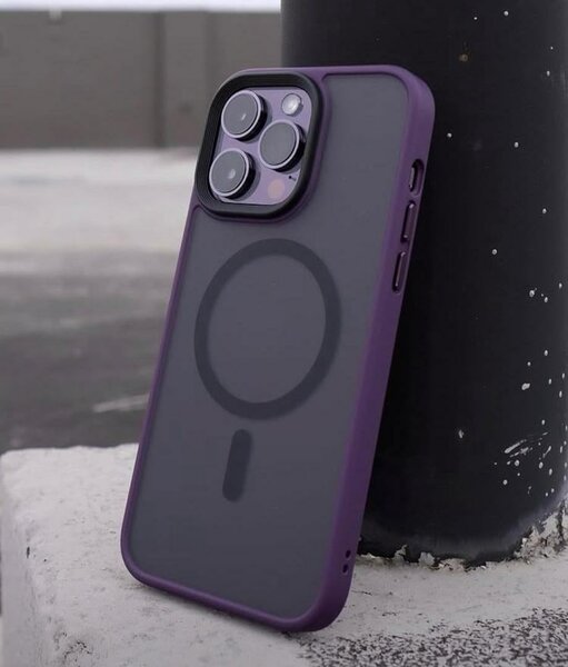 Smartphone moderne avec coque