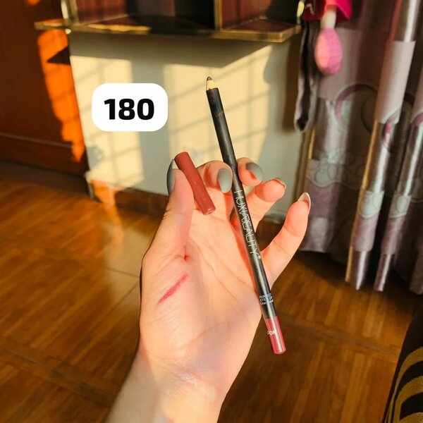 Lip Pencil