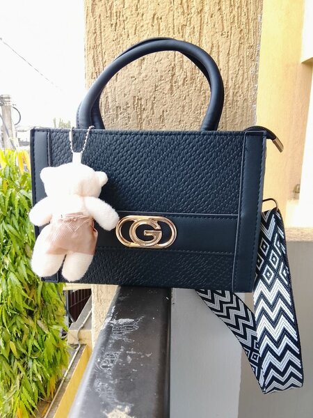 Sac à main tendance en cuir