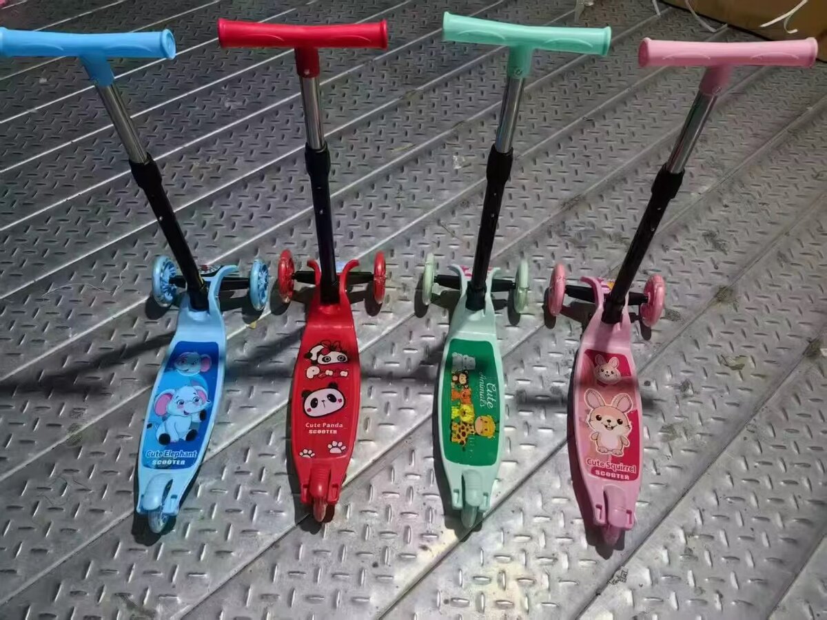 Trottinette Enfant Colorée