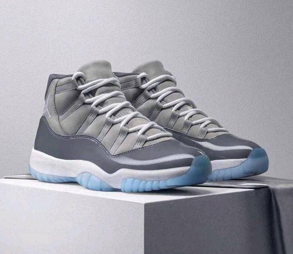 AIR JORDAN 11 RETRO