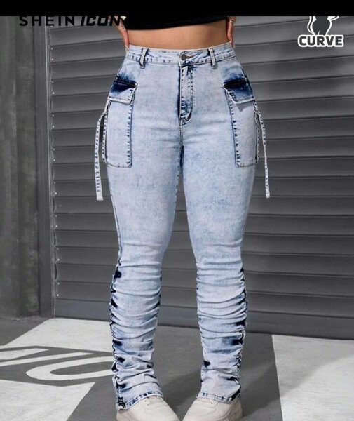 Jeans femme déchirés et décontractés