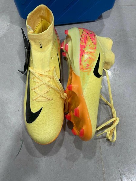 Paire de marque  air zoom Nike