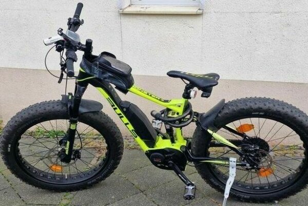 Vélo électrique tout-terrain robuste