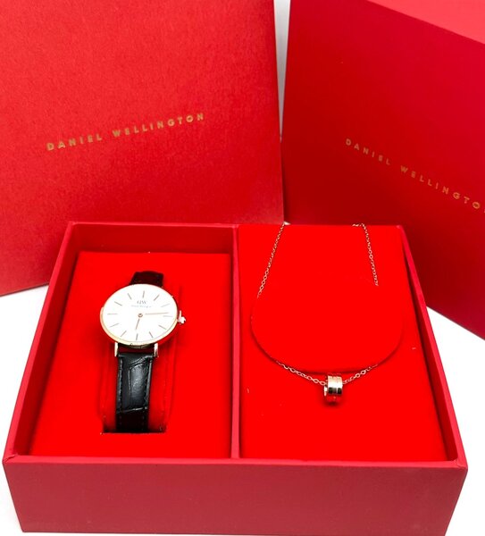 Coffret Montre et Collier Daniel Wellington