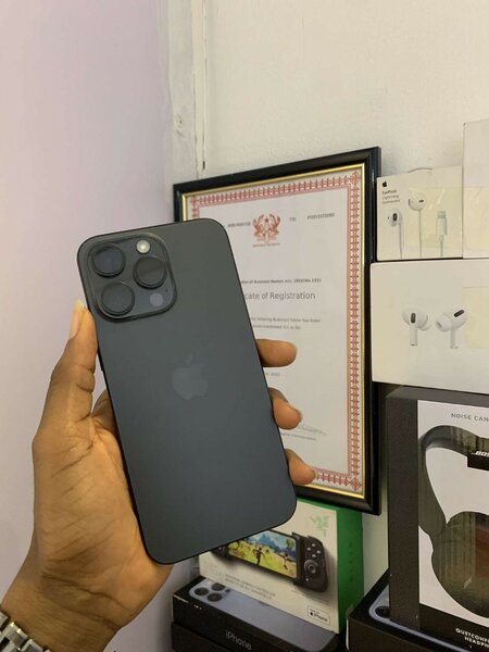 14 pro max eSIM Unlock 256gig