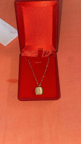 Collier élégant féminin