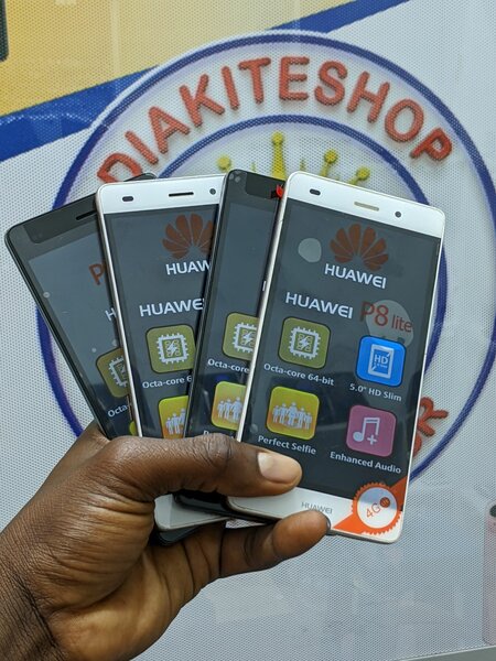 Huawei P8 lite