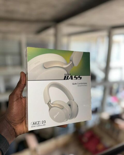 Casque AKZ 23 Super Bass