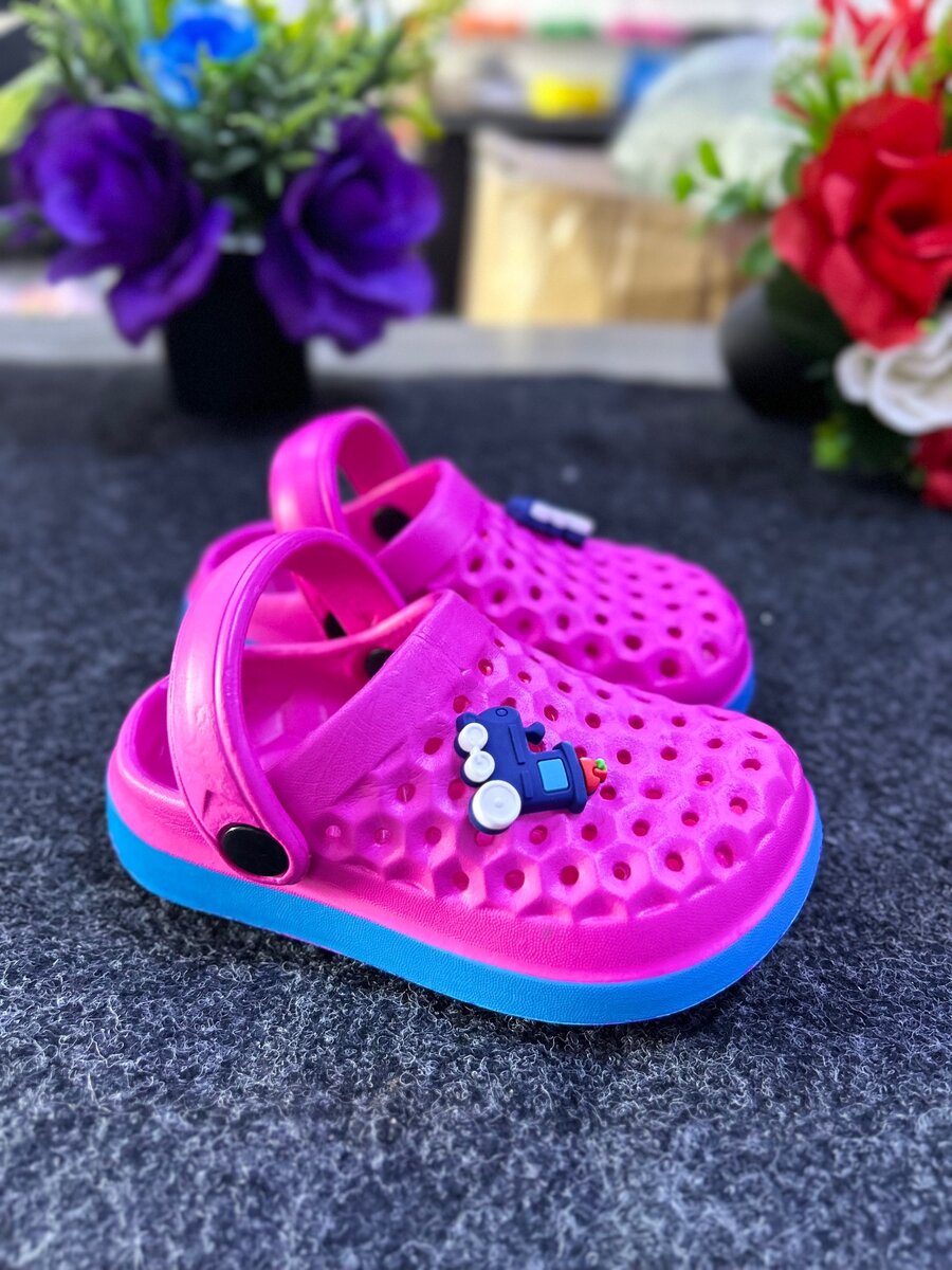 Kids crocs