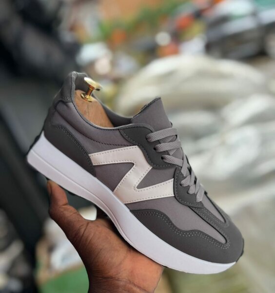 Chaussures de sport modernes