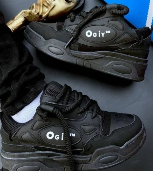 Baskets noires OGiy élégantes