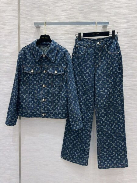 Ensemble denim tendance