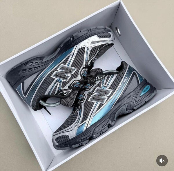 Baskets New Balance 740