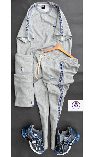 Ensemble de sport gris