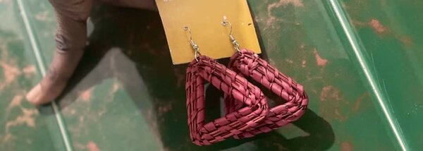 Beautiful Weaved earrings