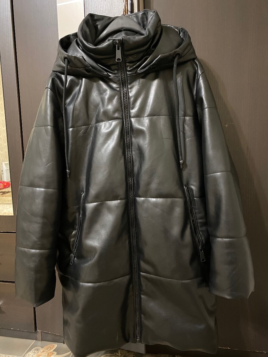 Куртка ZARA(эко кожа ) в хорошем качестве