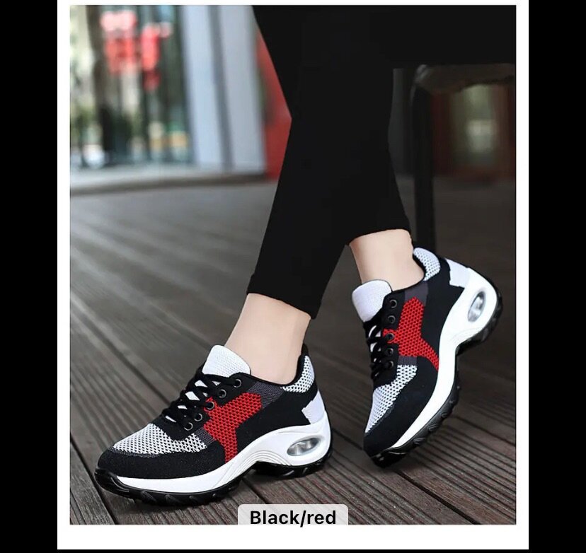 Ladies sneakers