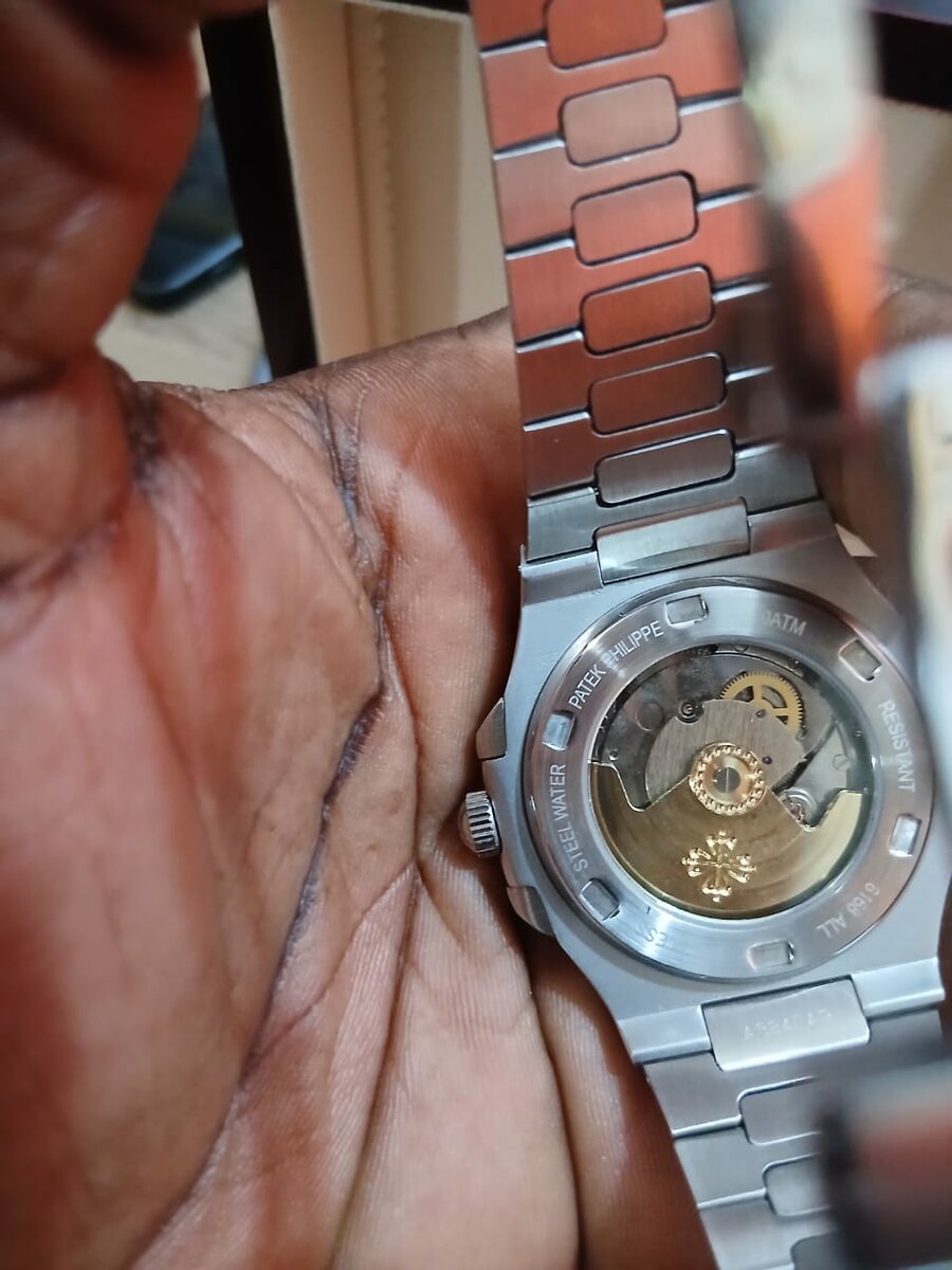 Montre Patek Philippe automati