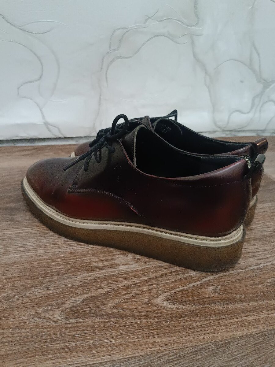 Женские ботинки