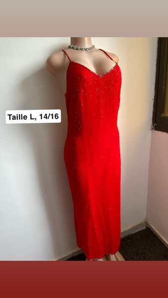Elegant Red Evening Dress