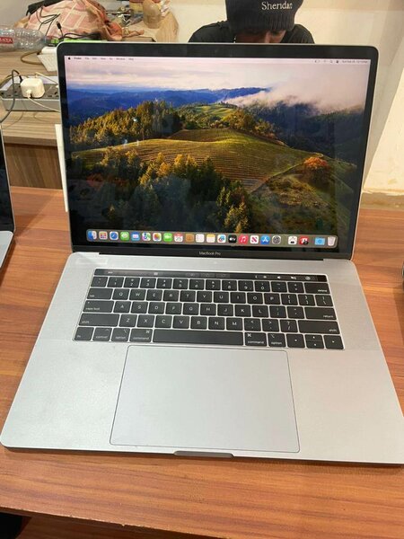 Macbook pro 2018 Touch Ban