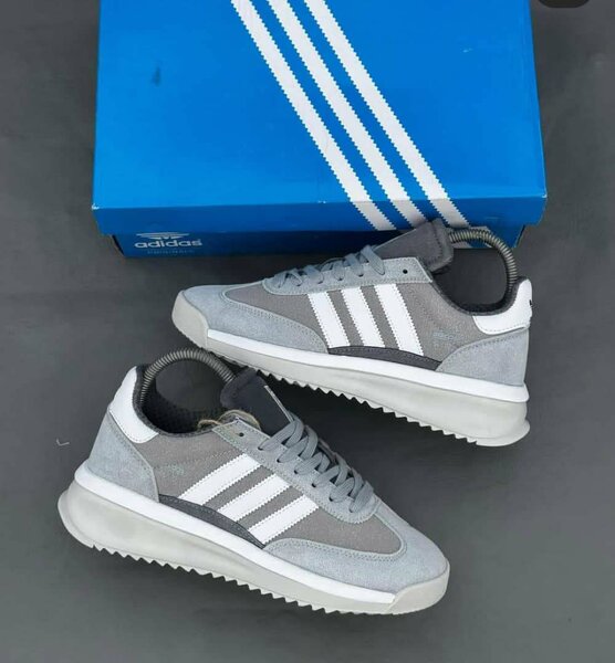Adidas sl 72