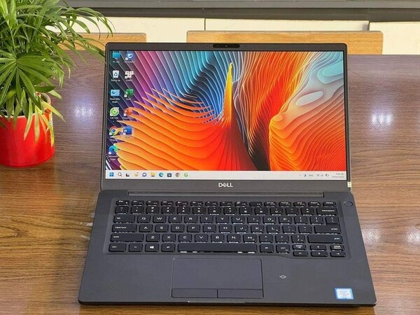 DELL LATITUDE 5300 13,3"