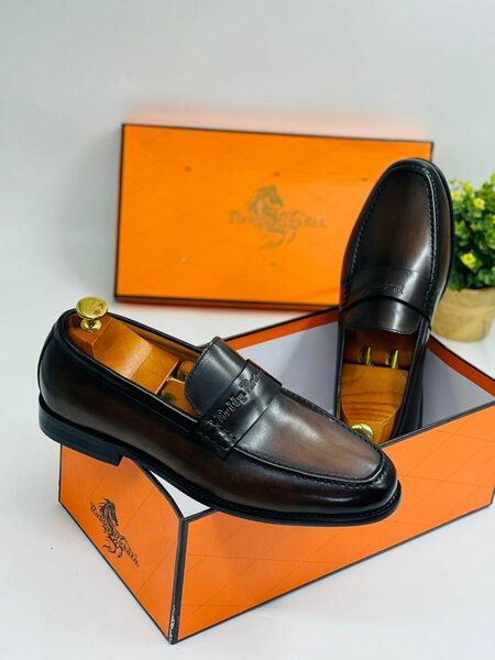 Solid Hermes Executive Shoes