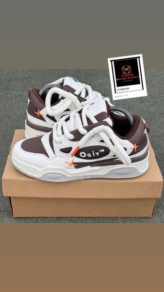 Basket  ogiy authentique avec sa boîte