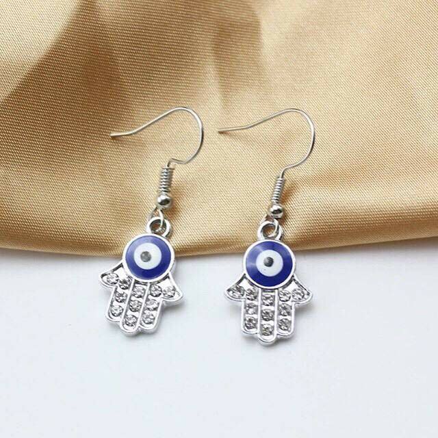 Hamsa/Fatima hand with   Pendant drop earrings