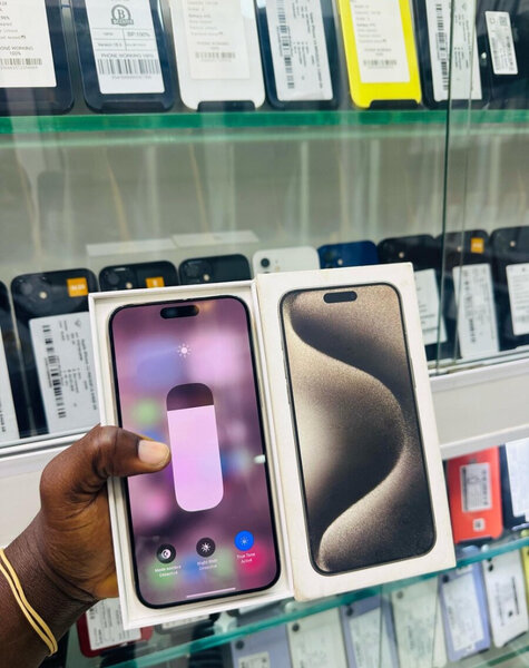 iPhone 15 pro max 512 Go