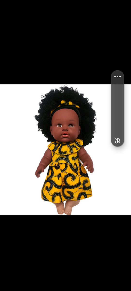 Poupées en tenue africaine