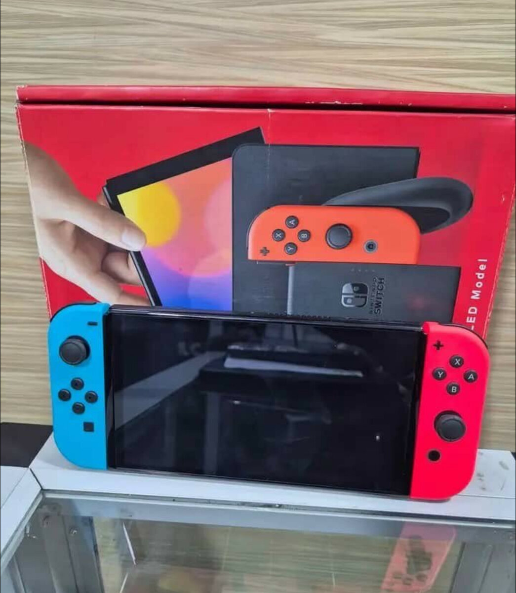 Console Nintendo Switch OLED