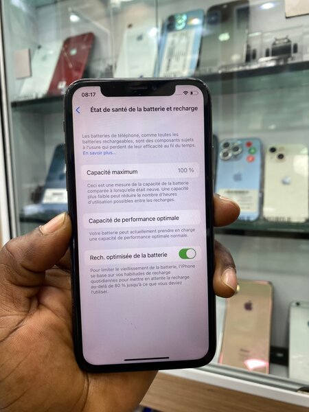 iPhone X sans id 64go