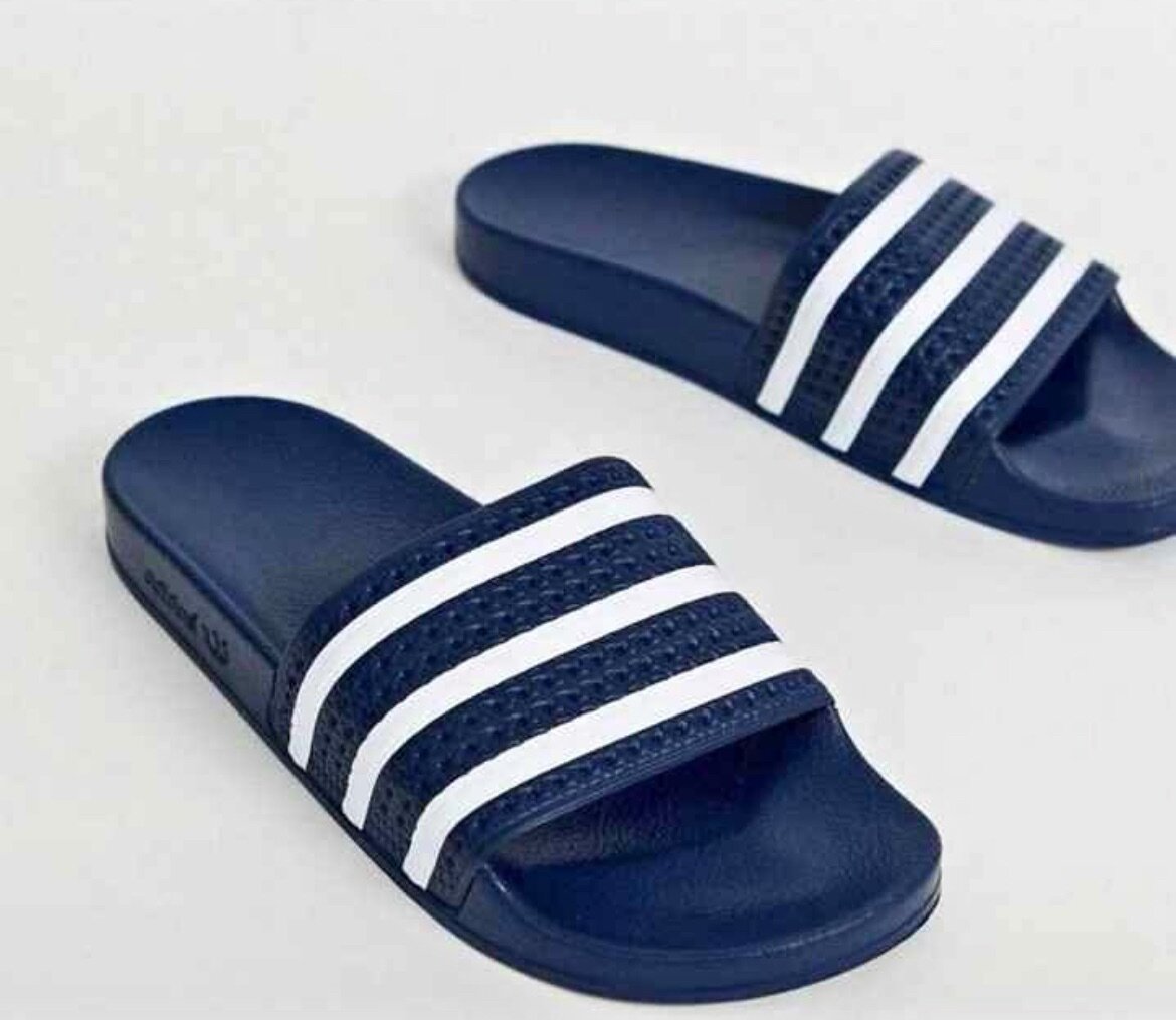 Claquettes bleues légères unisexes