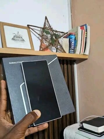 Samsung Galaxy Z Fold3