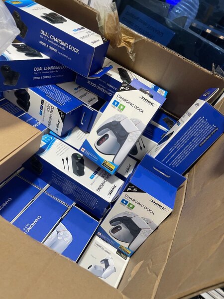 PlayStation 4 & 5 charging dock