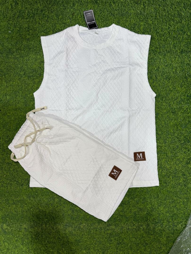 Ensemble de sport décontracté