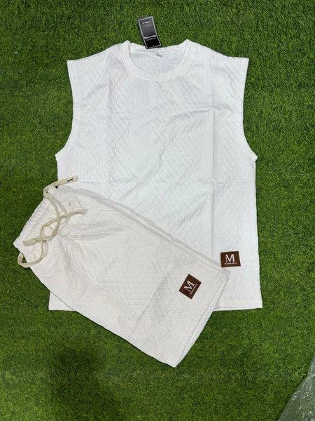 Ensemble de sport décontracté