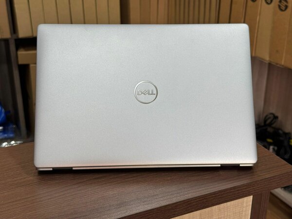 Ordinateur portable Dell moderne